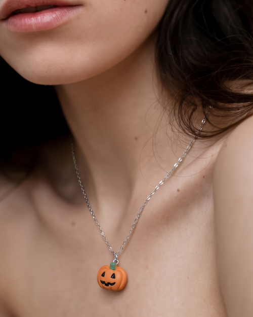 Collar Calabacita Spooky